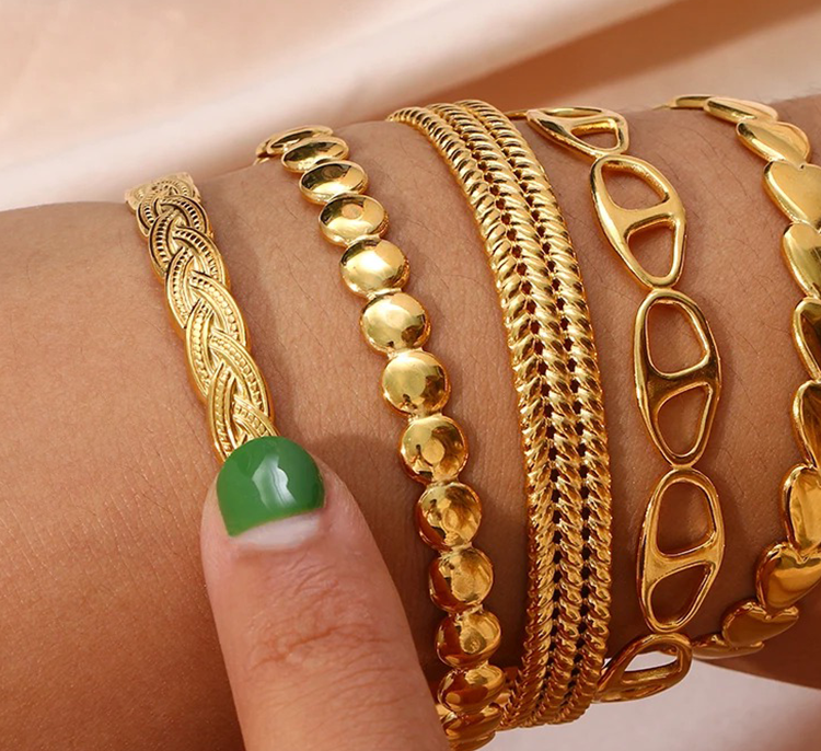 Claire Gevlochten Bangle Goud - Rosa Jewels