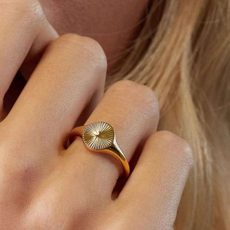 Colet Sun Ring Goud - Rosa Jewels