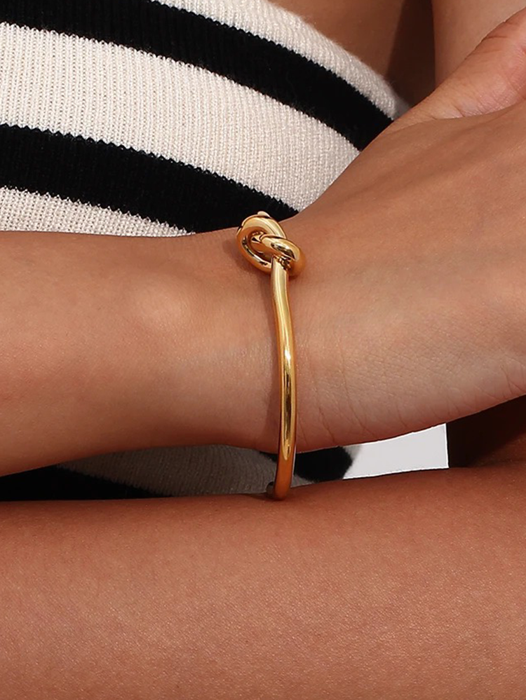 Marit Bangle - Rosa Jewels