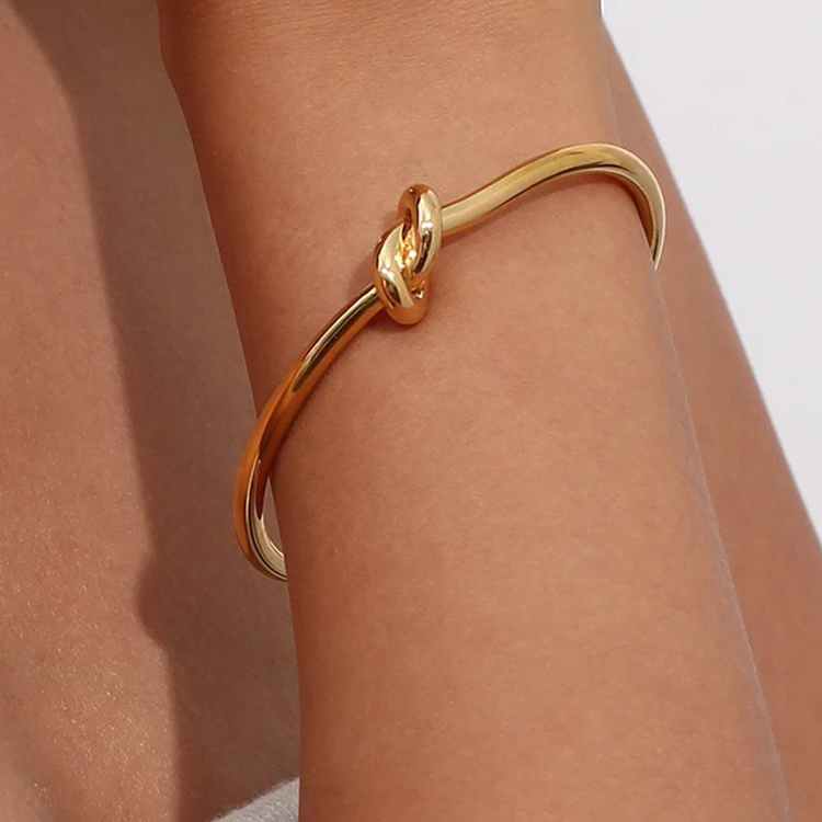 Marit Bangle - Rosa Jewels