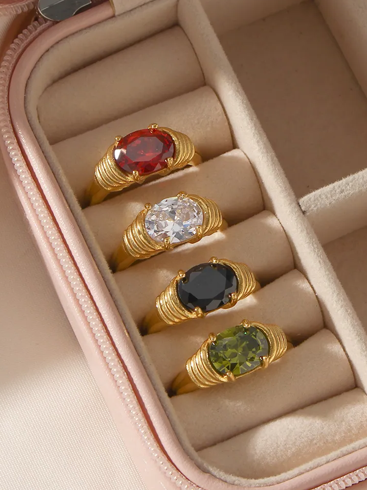 Martine Zirkonia Ring Met Steen Rood