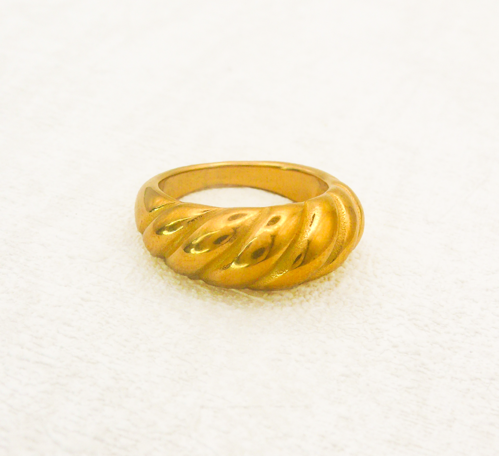 Mies Croissant Ring - Rosa Jewels