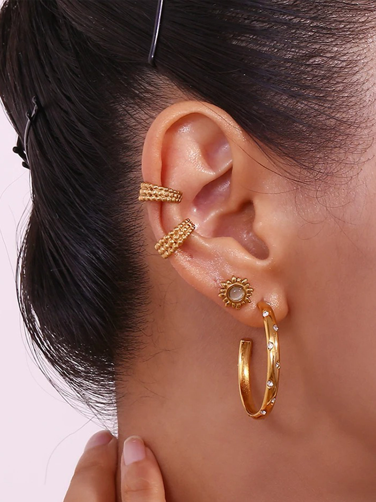 Niké Chunky Ear Cuff Goud