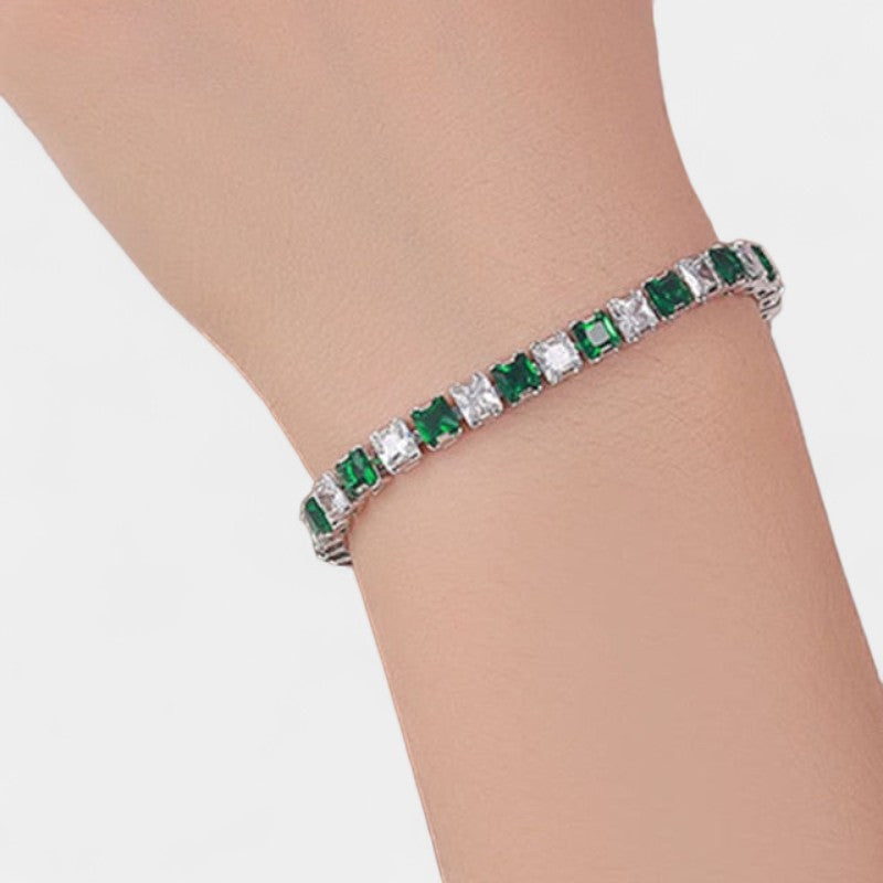 Virelle-Bracelet-Virelle Tennis chain bracelet - Elegante armband met schitterende zirconia
