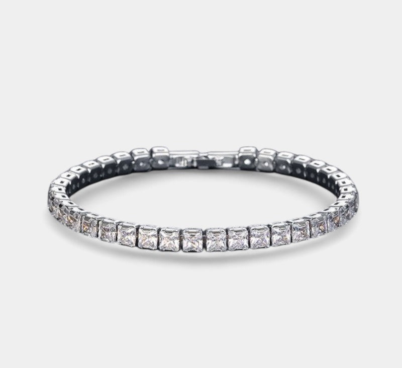 Virelle-Bracelet-Virelle Tennis chain bracelet - Elegante armband met schitterende zirconia