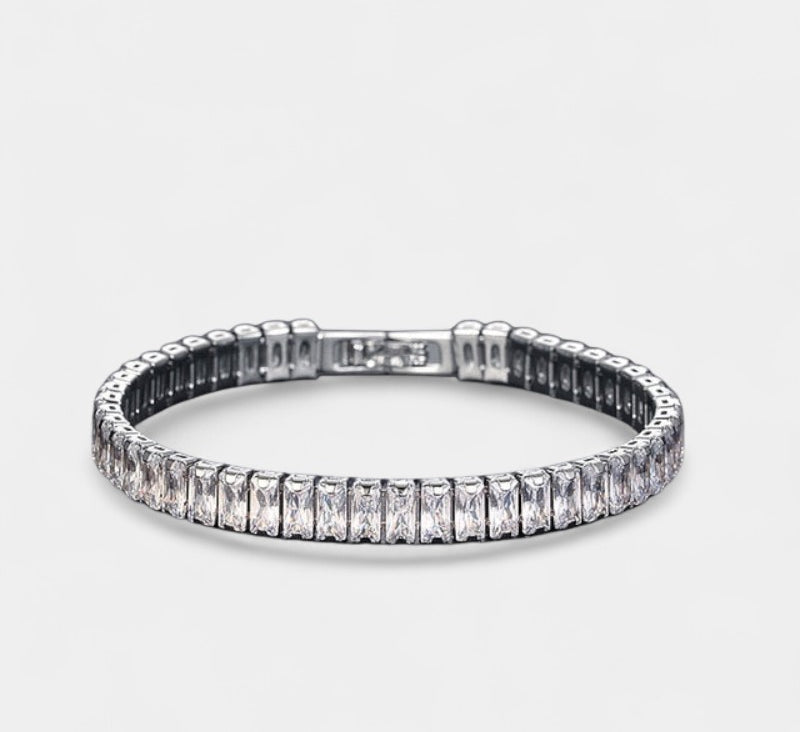 Virelle-Bracelet-Virelle Tennis chain bracelet - Elegante armband met schitterende zirconia