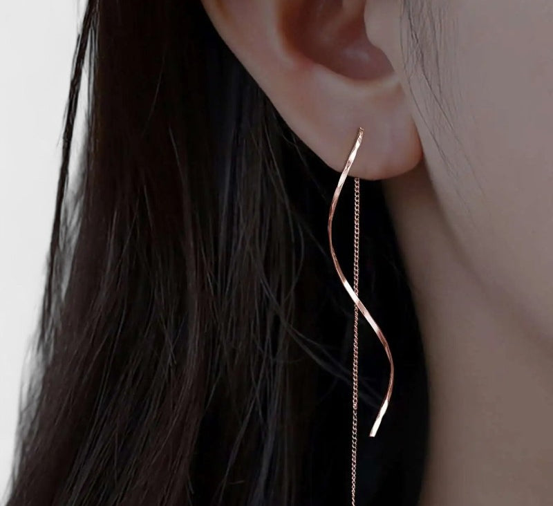 Virelle-Earrings-Virelle Oorbellen - Moderne wave bar threader oorbellen