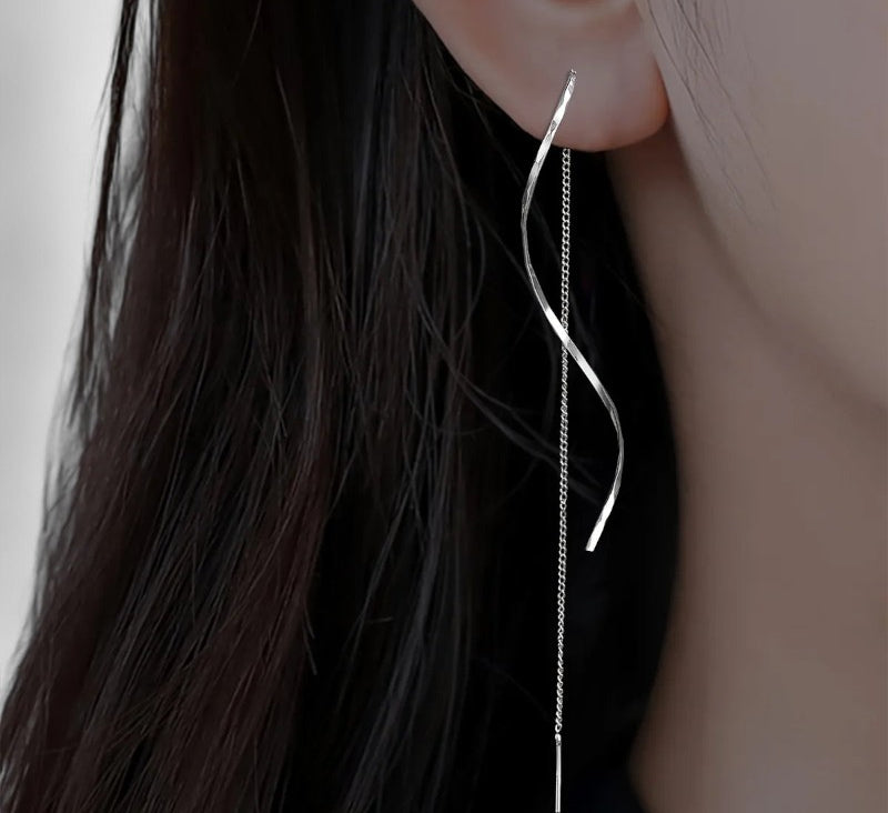 Virelle-Earrings-Virelle Oorbellen - Moderne wave bar threader oorbellen