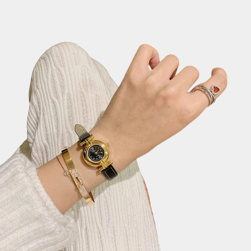 Virelle-Horloges-Virelle | Dames Horloge – Retro Ronde Kast, Leren Band met Stiksel