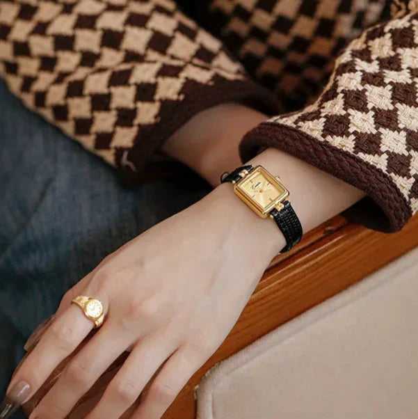 Virelle-Horloges-Virelle | Dames Horloge – Slank Kastontwerp, Leren Bandje met Textuur