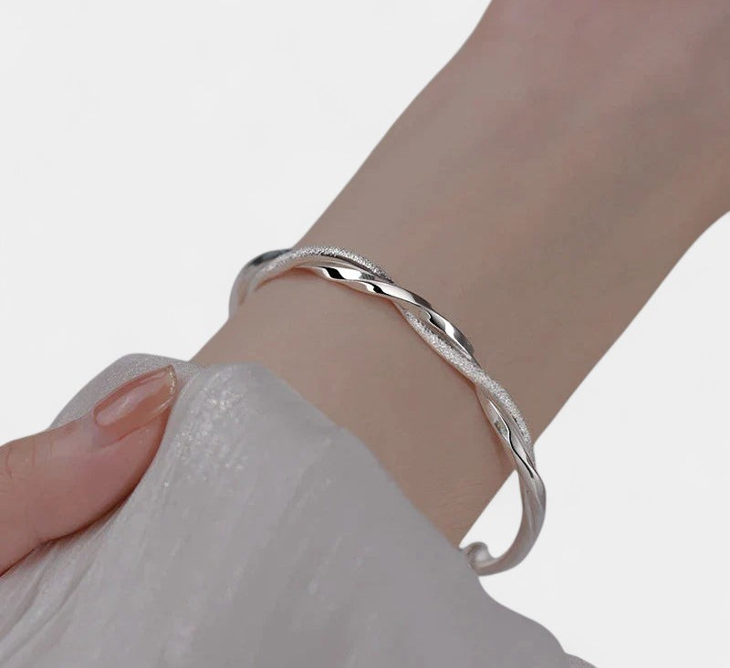 Virelle-Jewelry Bracelet Bangle-Virelle dual bangle bracelet - Stijlvolle gevlochten zilveren armband