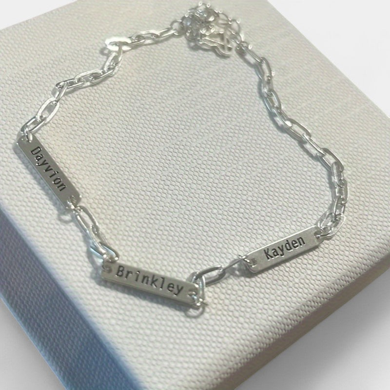 Virelle-Jewelry Bracelet Chain-Virelle Armband - Custom Name Paper Clip Chain met 1-3 Namen