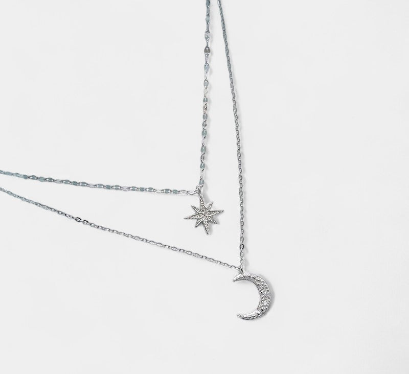 Virelle-Jewelry Necklace Moon-Virelle ketting - Zilveren gelaagde maan en ster halsketting