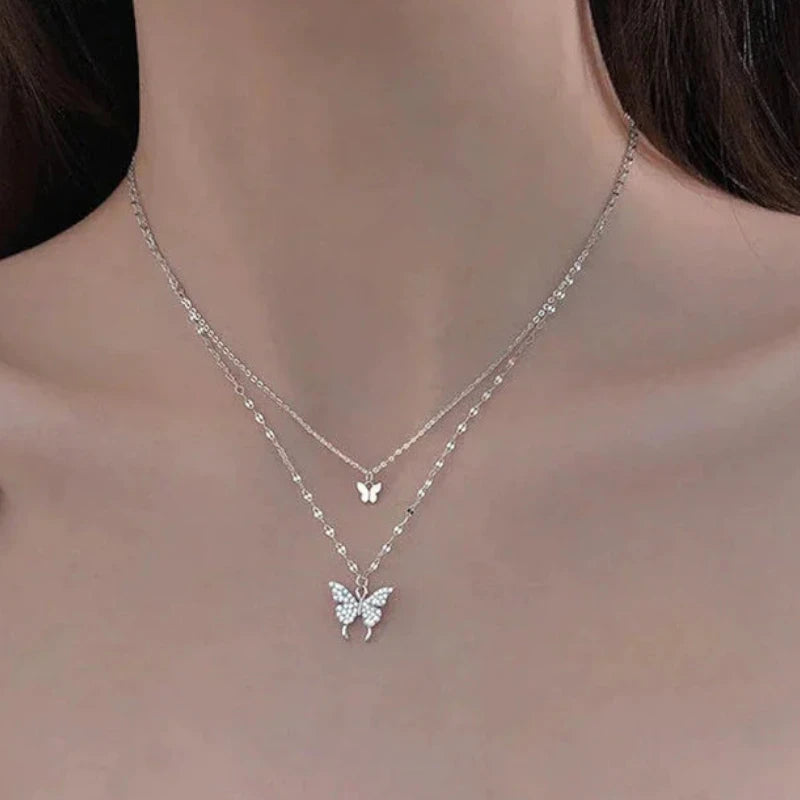 Virelle-Jewelry-Virelle | Dames Ketting Set – Zilver, Dubbele Ketting, Glanzende Vlinderhanger