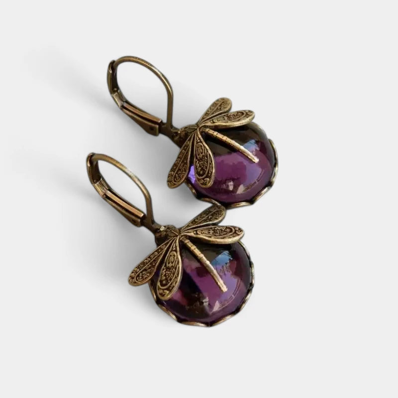 Virelle-Jewelry-Virelle | Dames Oorbellen – Vintage Druppelvorm, Libelle Detail, Moonstone Look