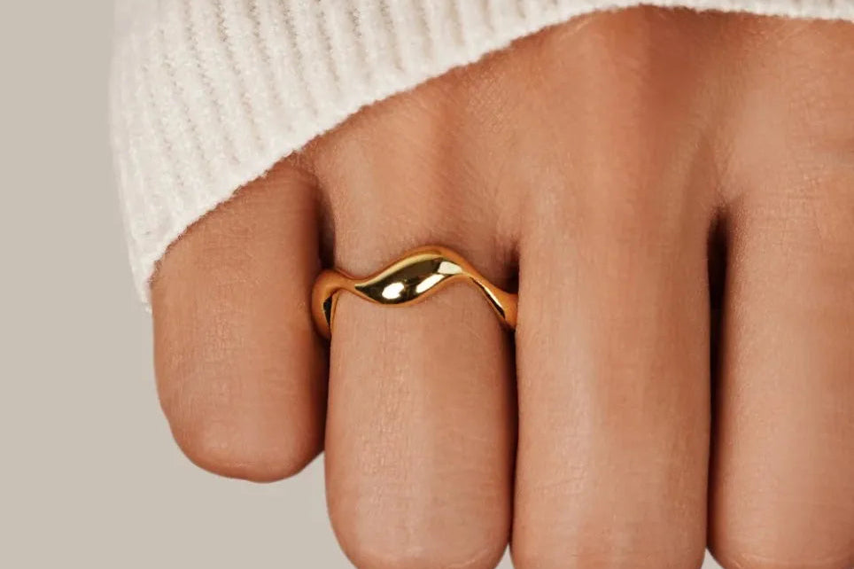Virelle-Kleding & Accessoires > Accessoires > Sieraden-Virelle | Dames Ring – 18K Verguld Sterling Zilver, Minimalistisch Golfontwerp, Verstelbare Maat