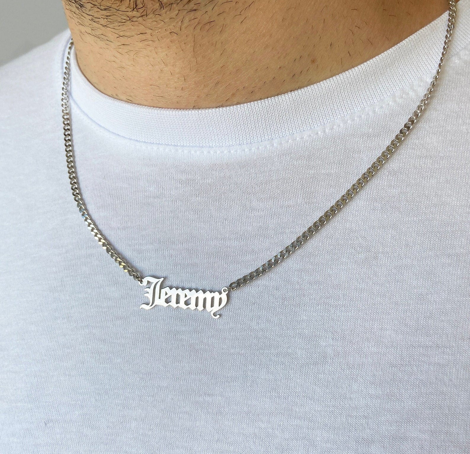 Virelle-Necklace-Virelle | Dames Halsketting – Gepersonaliseerde Naam, Fijn Scriptontwerp