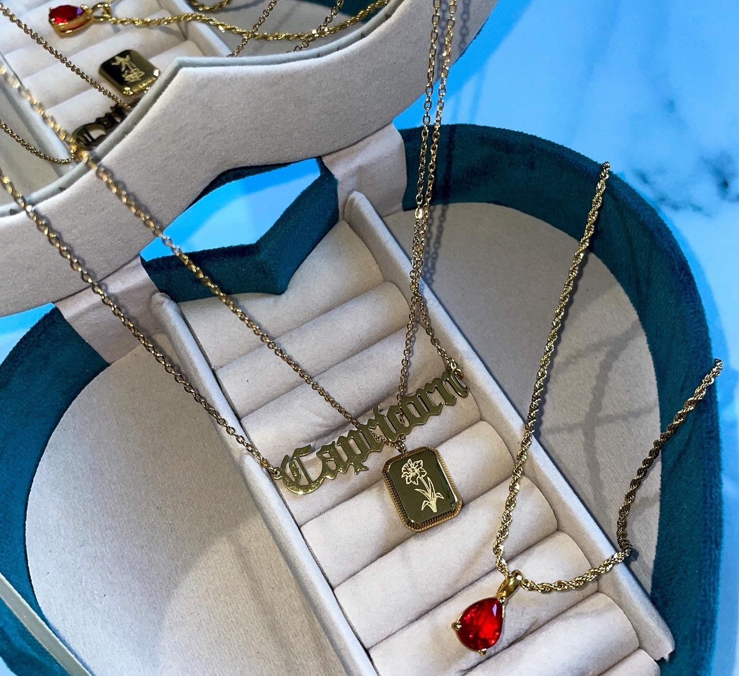 Virelle-Necklace-Virelle | Dames Ketting – Edelsteen Hanger, Geboortesteen Ontwerp, Fijne Verstelbare Ketting