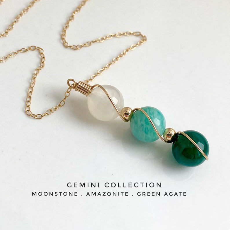 Virelle-Necklace-Virelle | Dames Ketting – Geboortesteen Siersteen, Bolvormige Hanger, Verstelbare Ketting