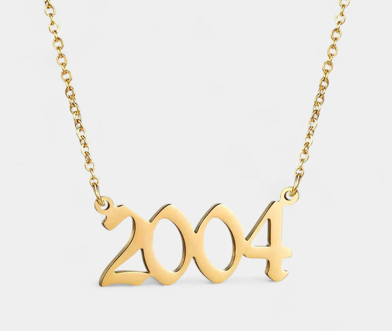 Virelle-Necklace-Virelle | Damesketting – Gepersonaliseerde Jaarhanger, Fijne Schakelketting, Verstelbare Lengte