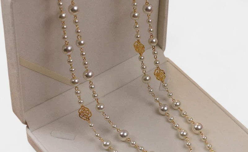 Virelle-Pearl Necklace-Virelle Camellia lange parelketting - Elegante ketting van zoetwaterparels