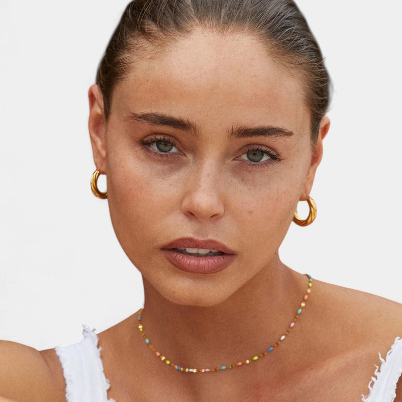 Virelle-Rainbow Gleam - €15.81-Virelle | Dames Ketting – Fijn Metaal, Subtiel Design, Tijdloos en Elegant