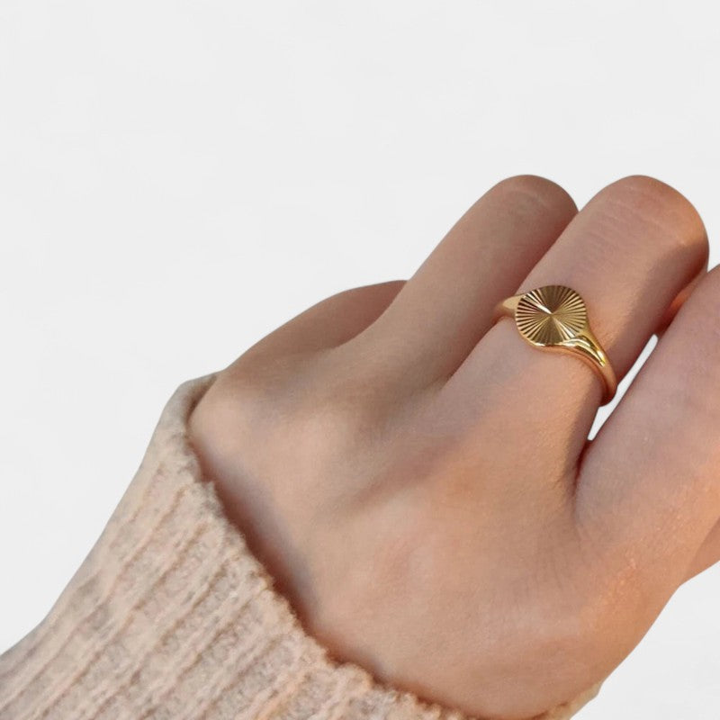 Virelle-Ring-Virelle ring - Fade wave rays texture ring van roestvrij staal