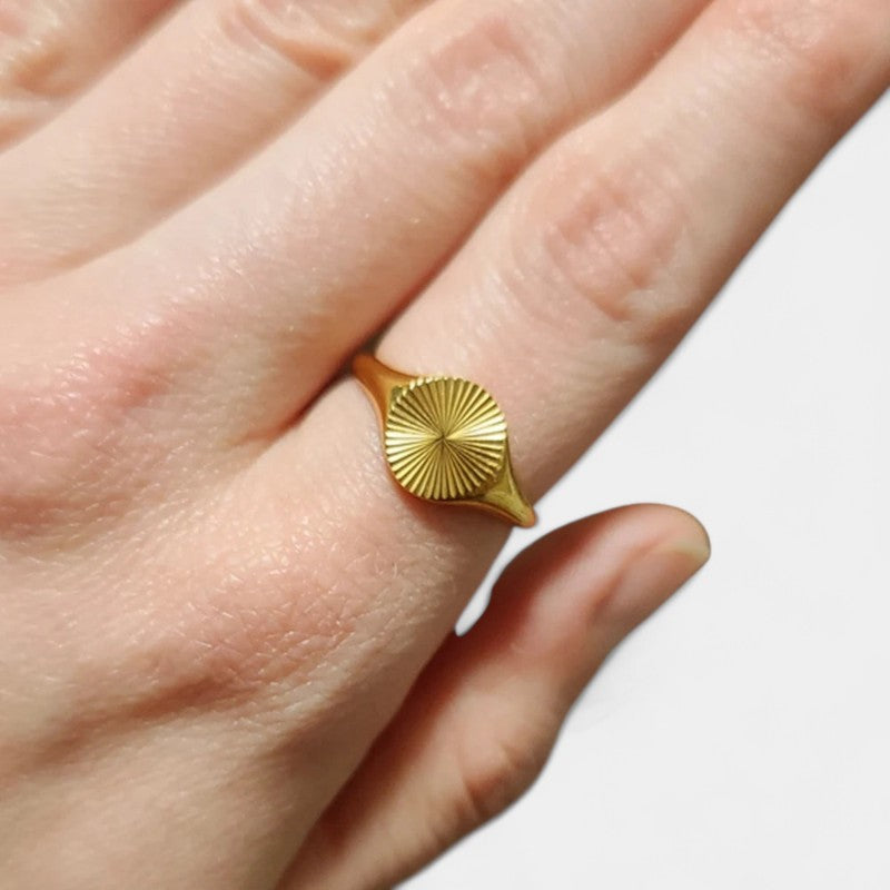 Virelle-Ring-Virelle ring - Fade wave rays texture ring van roestvrij staal