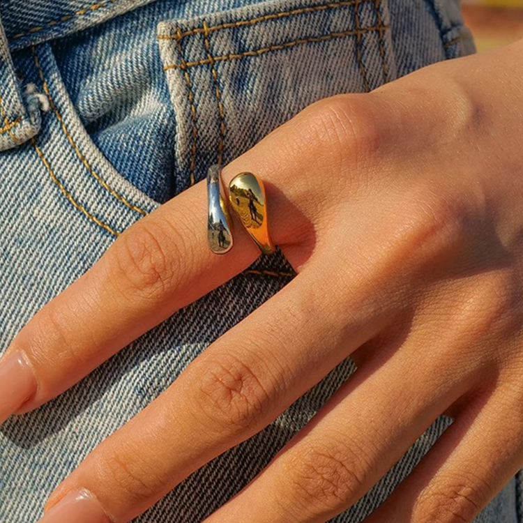 Jessica Ring - Rosa Jewels