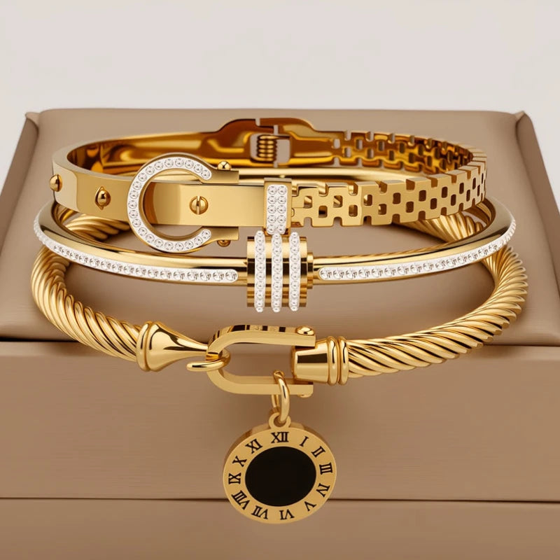 Virelle-Virelle | Dames Armband – Verguld roestvrij staal, Meervoudige lagen, Glanzende hangerdetails