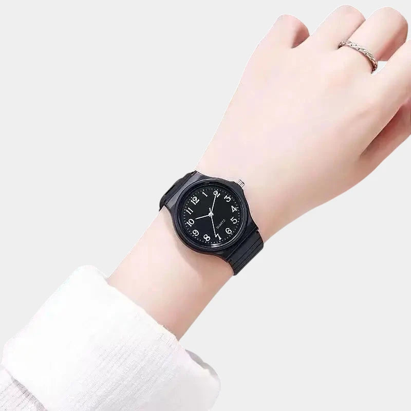 Virelle-Virelle | Dames Horloge – Quartz Uurwerk, Siliconen Band, Waterbestendig, Klein Ronde Kast