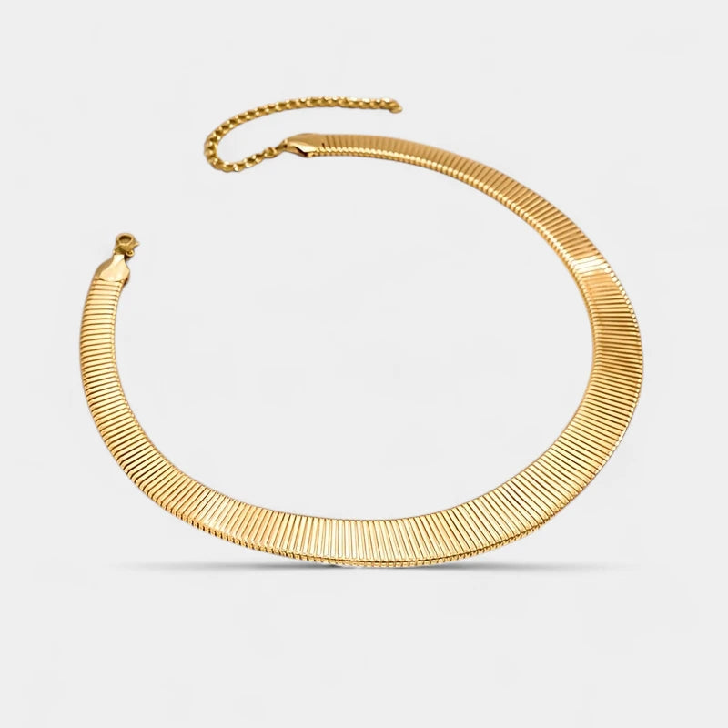 Virelle-Virelle | Dames Ketting – Gedurfde Minimalistische Geometrische Choker, Gouden Metaal met Textuur