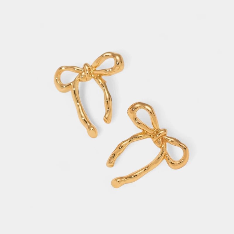 Virelle-Virelle | Dames Oorbellen – Vintage Strikje, Metaal met Roestvrijstalen Stekers, Tijdloos en Elegant