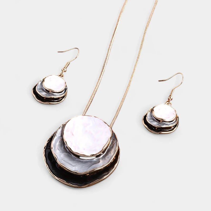 Virelle-Virelle | Dames Sieradenset – Boheemse Drie-Lagen Cirkel, Zinklegering met Gouden Emaille, Elegant Ontwerp