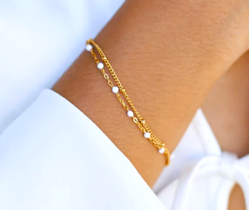 Virelle-Virelle | Damesarmband – Dubbele witte kralen, verstelbare sluiting