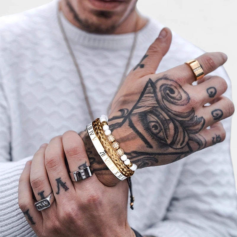 Virelle-Virelle | Heren armband – Roestvrij staal, Kroon en schedelbedel, Emaille Romeinse cijfers