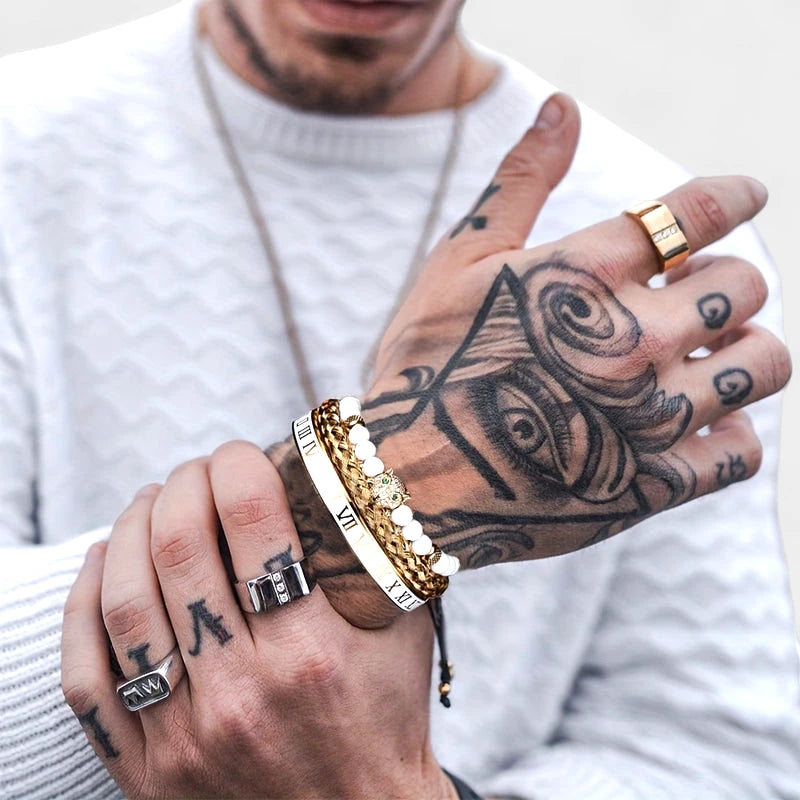 Virelle-Virelle | Heren armband – Roestvrij staal, Kroon en schedelbedel, Emaille Romeinse cijfers