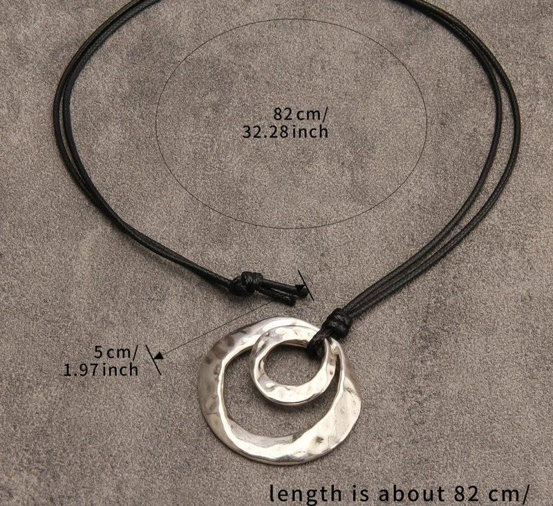 Virelle-Virelle | Unisex Hanger Ketting – Zinklegering, Geometrisch Onregelmatig Cirkelvormig, Gedraaid Patroon