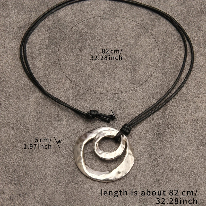 Virelle-Virelle | Unisex Hanger Ketting – Zinklegering, Geometrisch Onregelmatig Cirkelvormig, Gedraaid Patroon