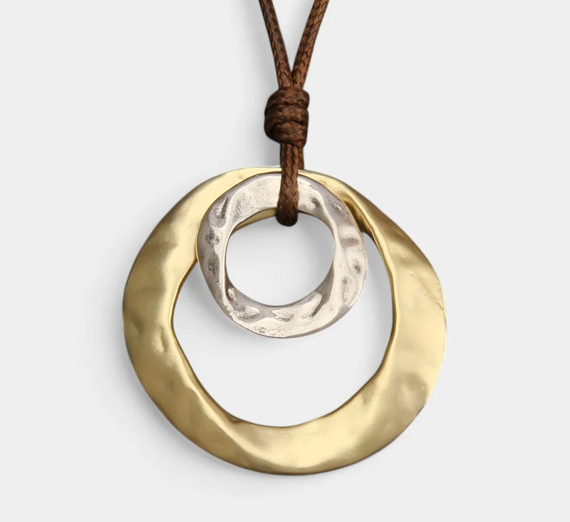 Virelle-Virelle | Unisex Hanger Ketting – Zinklegering, Geometrisch Onregelmatig Cirkelvormig, Gedraaid Patroon