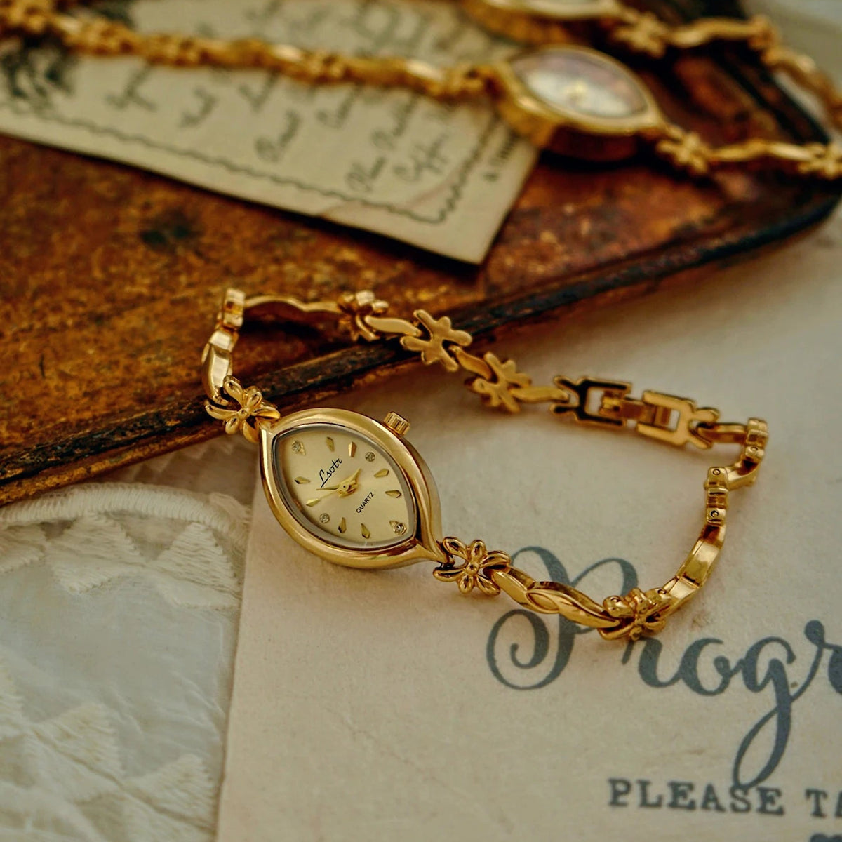 Virelle | Women's Watch – Stylish Gold, Compact Design, Waterproof Ban