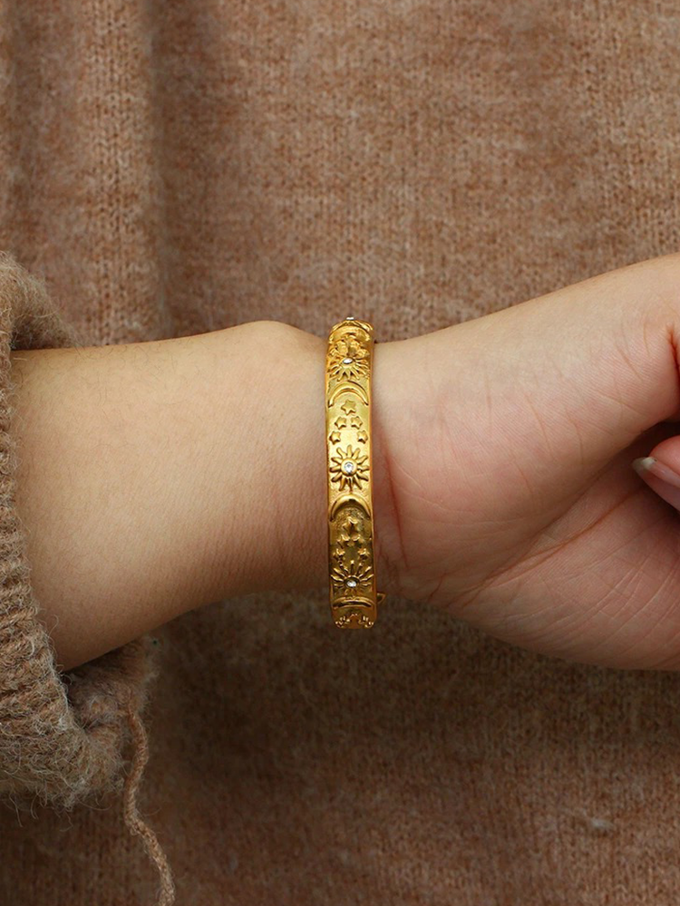 Crystal Zon & Maan Bangle Goud - Rosa Jewels