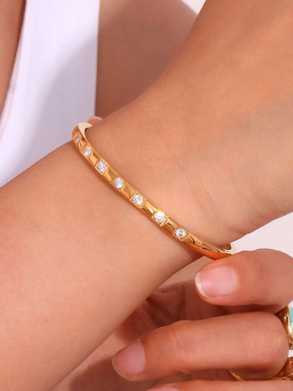 Debby Zirkonia Bangle Goud