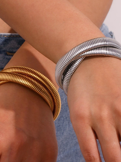 Jolijn Brede Snake Armband 3 Lagen Goud