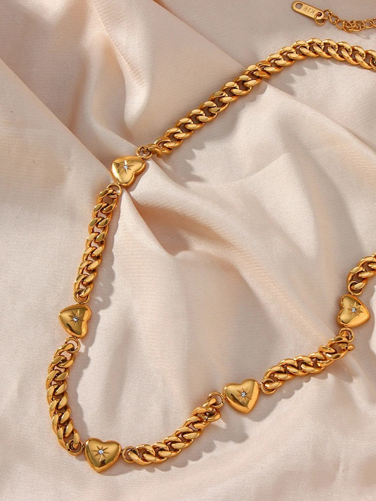 Nikki Cuban Chain Hartjes Ketting Goud