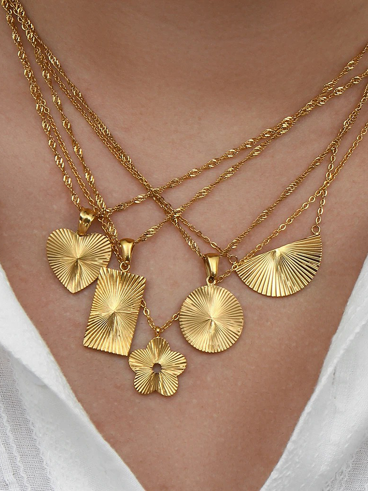 Stella Charm Ketting + Oorbellen Set Flower Goud