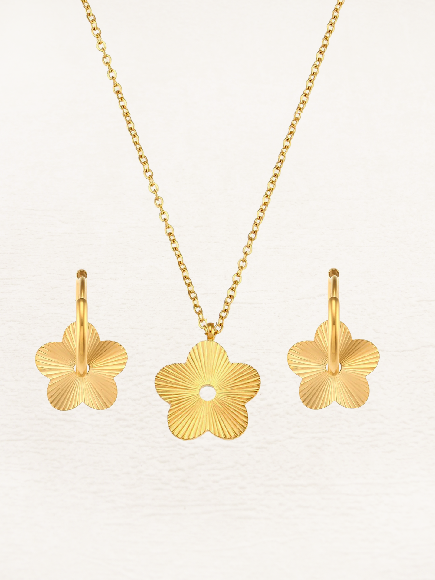 Stella Charm Ketting + Oorbellen Set Flower Goud