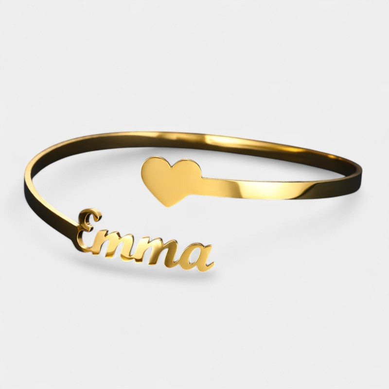 Virelle-Bracelet-Virelle Armband - Rvs open cuff armband met hartbedel en naam