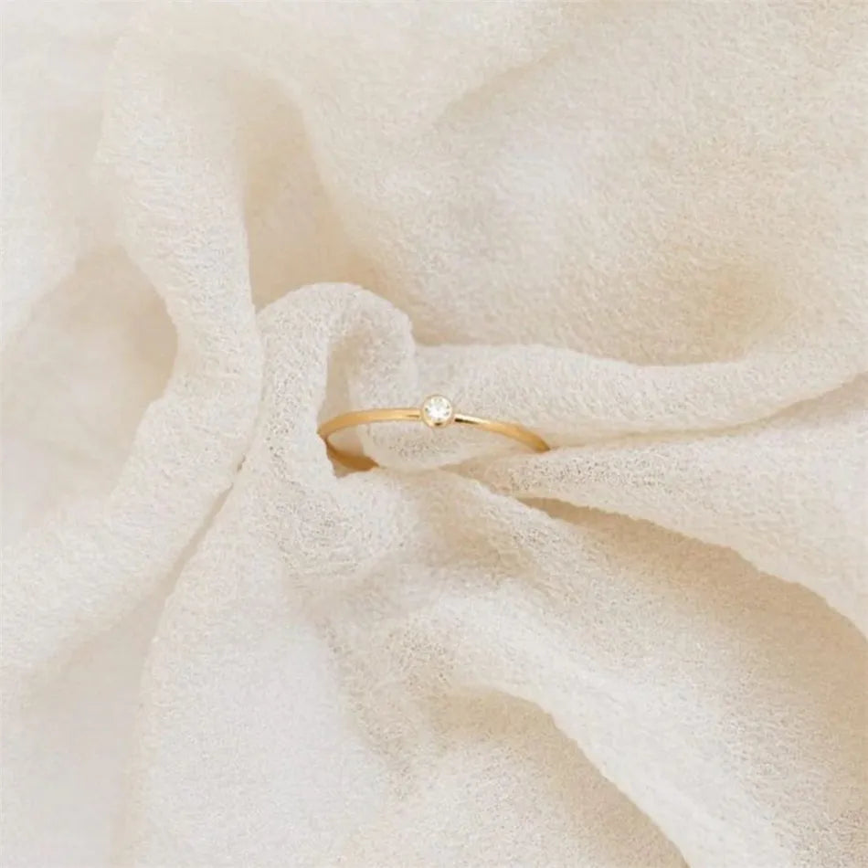 Virelle-Jewelry Ring Standard-Virelle ring - Simpele birthstone ring van goud met edelsteen