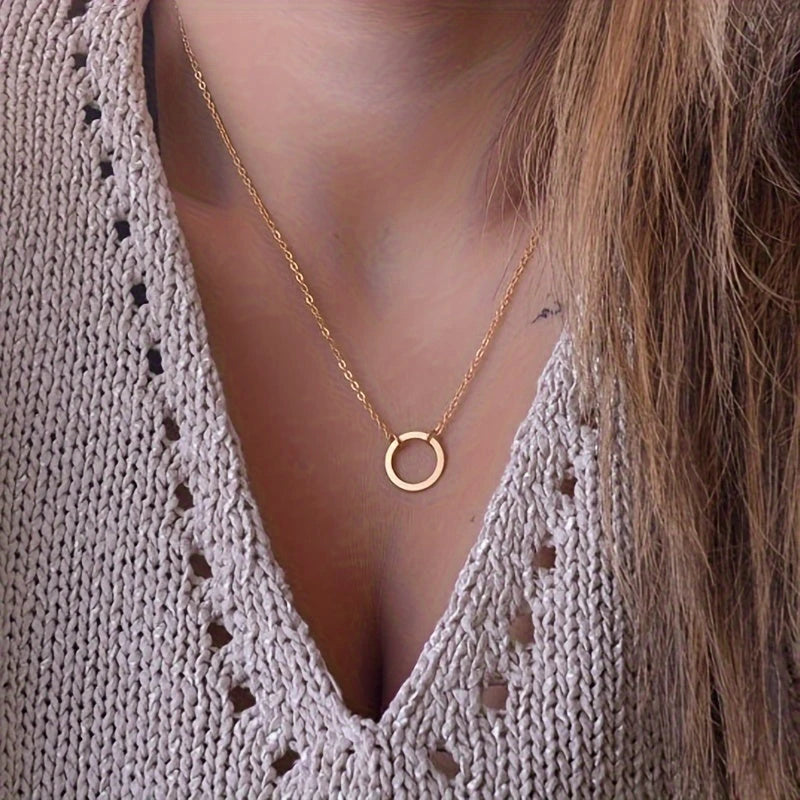 Virelle-Virelle | Dames Ketting – Fijn Metaal met Maan, Ster, Ring of Blad, Minimalistisch en Elegant Design
